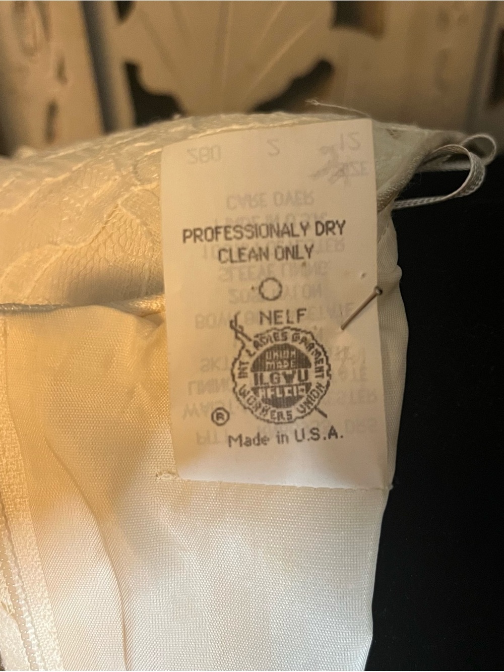 LESLIE FAY VINTAGE 80’s IVORY DETAILED FLORAL LACE & RIBBON EMBROIDERY MIDI DRES - Picture 12 of 12